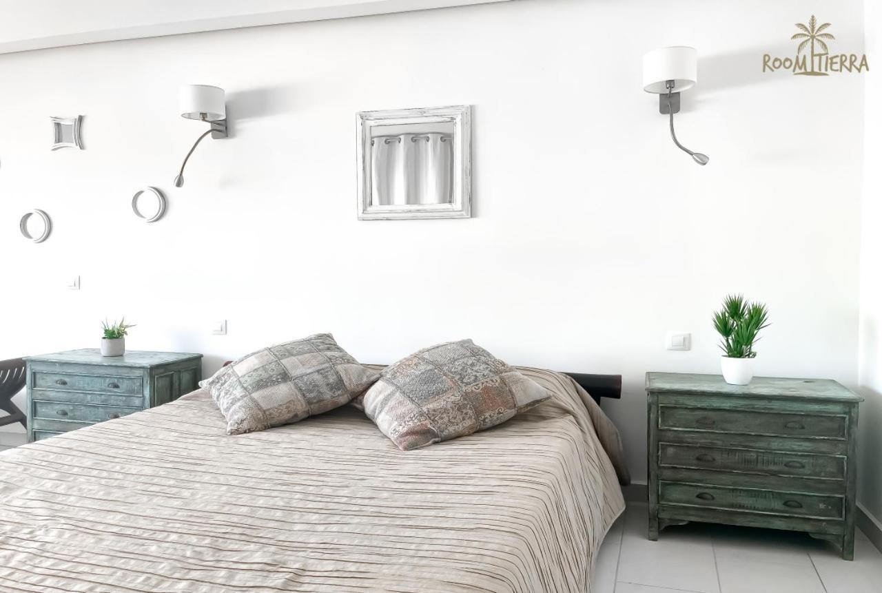Room Tierra Wifi Free Private Bathroom , Central Town Corralejo Bagian luar foto